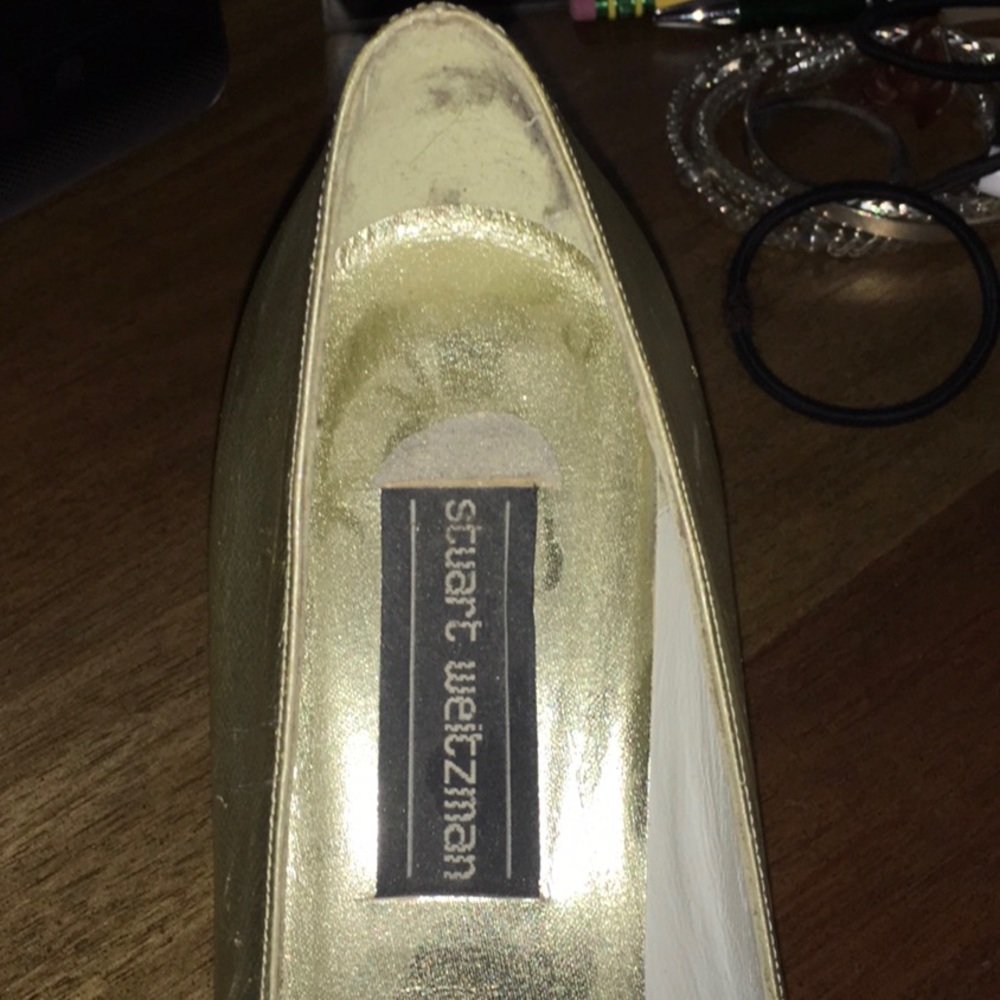 Stuart Weizmann Pumps
